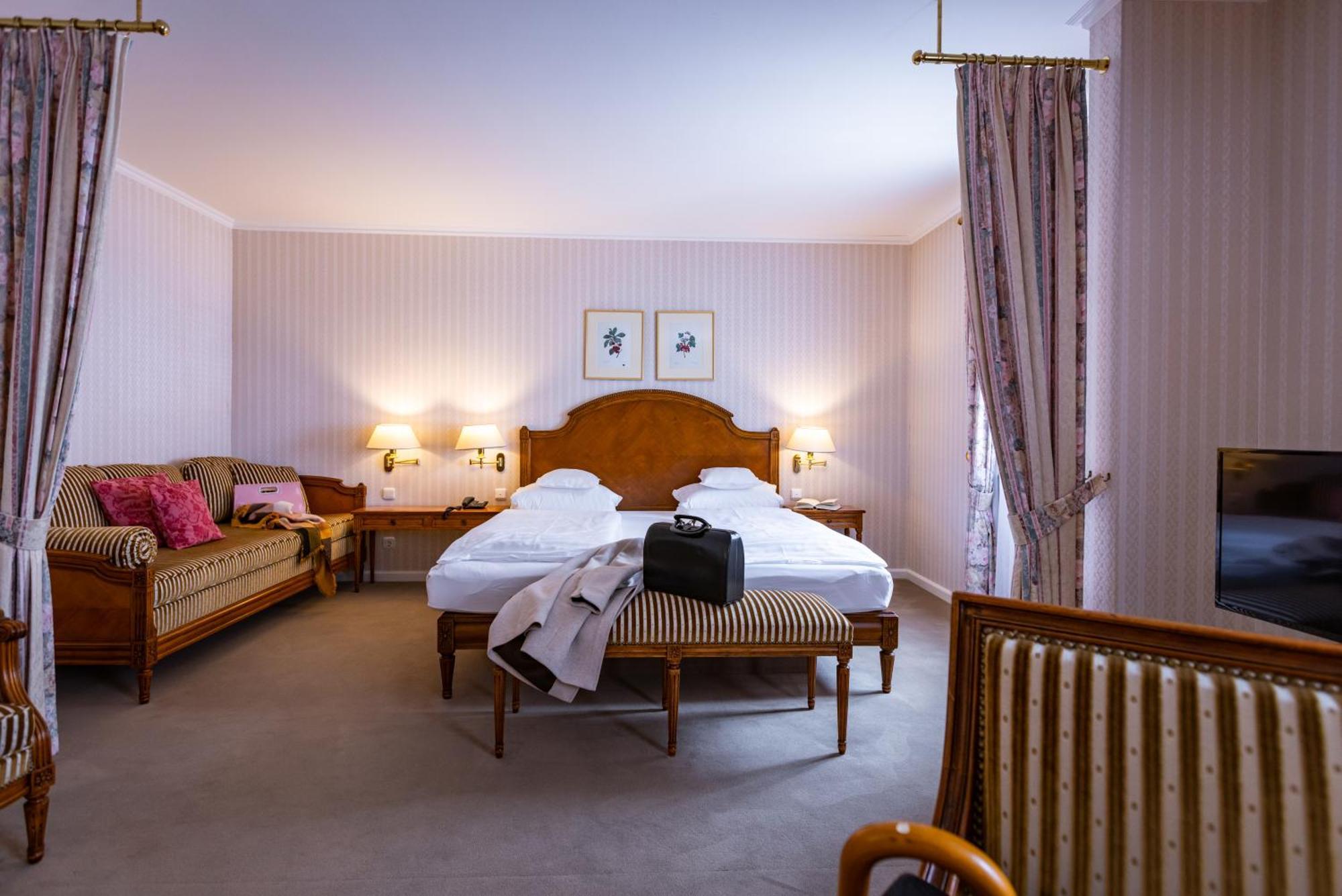 Romantik Hotel Zehntkeller Iphofen Ngoại thất bức ảnh