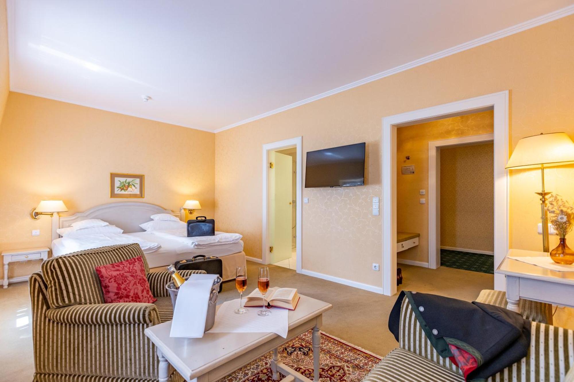 Romantik Hotel Zehntkeller Iphofen Ngoại thất bức ảnh